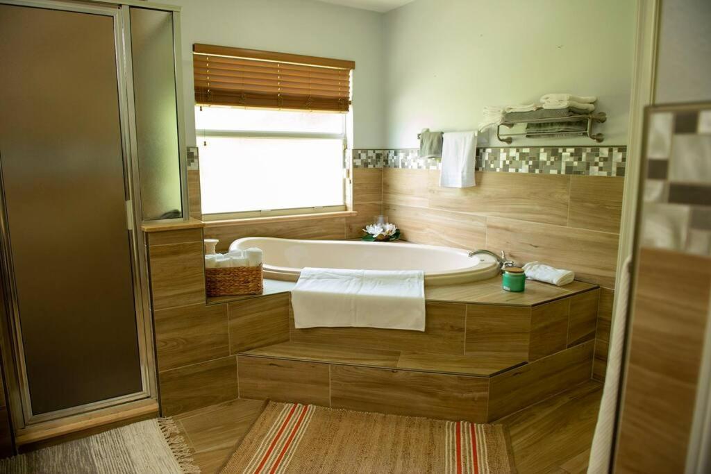 Charming Vacation Home In Port St Lucie. Port St. Lucie Eksteriør billede