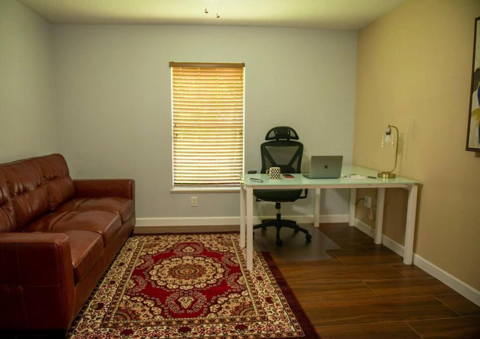 Charming Vacation Home In Port St Lucie. Port St. Lucie Eksteriør billede