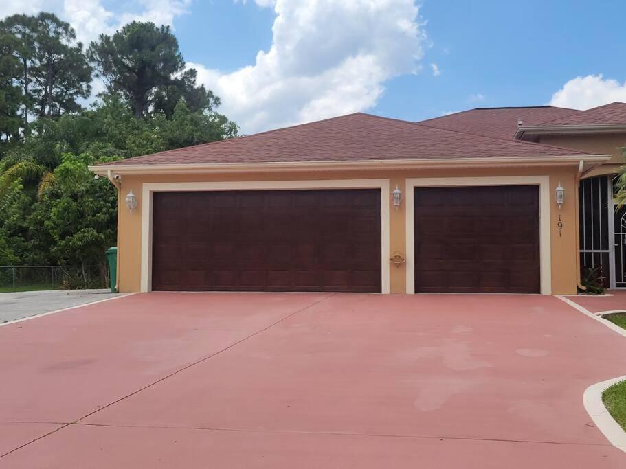 Charming Vacation Home In Port St Lucie. Port St. Lucie Eksteriør billede